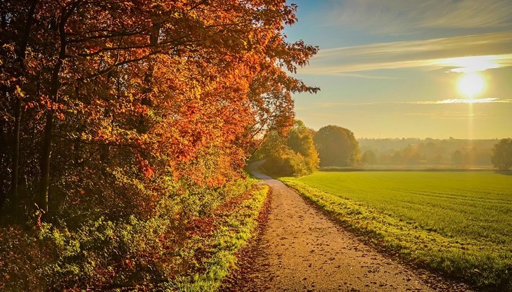 Около Черноморието по-значителна облачност с възможност за превалявания се очаква в края на другата седмица около 5-6 септември Около Черноморието по-значителна облачност с възможност за превалявания се очаква в края на другата седмица около 5-6 септември