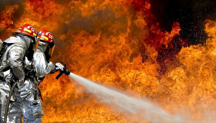 Пожарникарите подозират умишлен палеж в Голямо Враново
