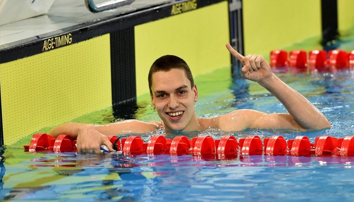Тийнейджърът стана първият българин с време под 2 минути на 200 м гръб Тийнейджърът стана първият българин с време под 2 минути на 200 м гръб