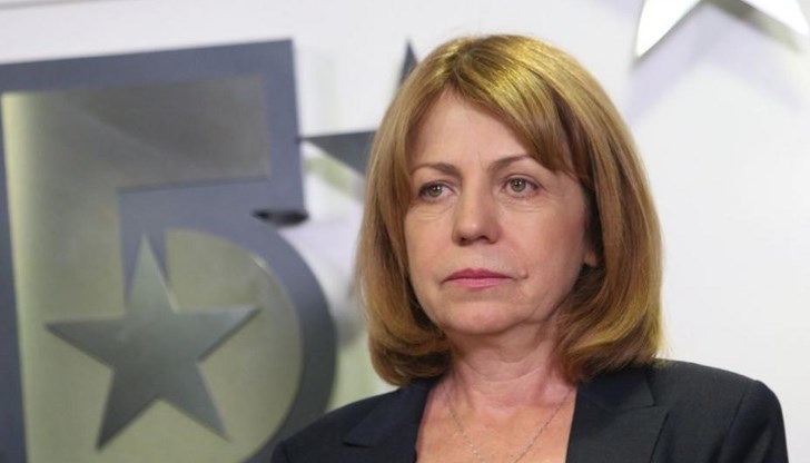 Маскирана като кмет и втори човек на Борисов се чудеше как децата ще ходят на училище при тези блокади в София?! Маскирана като кмет и втори човек на Борисов се чудеше как децата ще ходят на училище при тези блокади в София?!