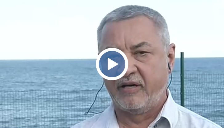 Той коментира, че ако хората от протеста си въобразяват, че в момента диктуват политическите протести е много самонадеяно