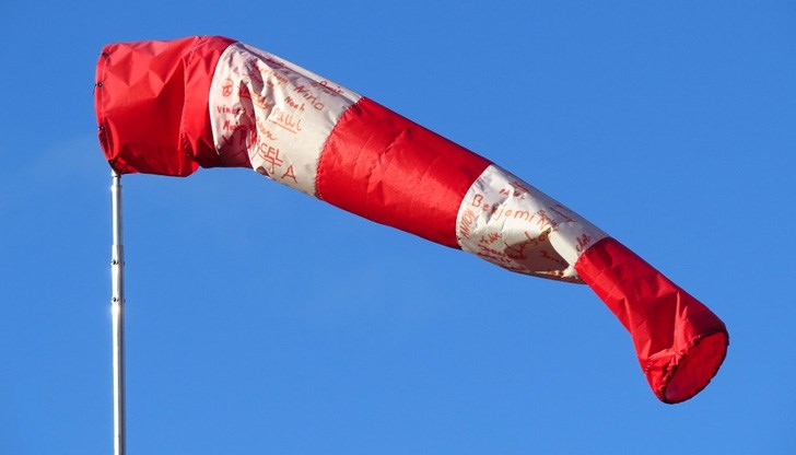 Днес над по-голямата част от страната ще се развива купеста и купесто-дъждовна облачност Днес над по-голямата част от страната ще се развива купеста и купесто-дъждовна облачност