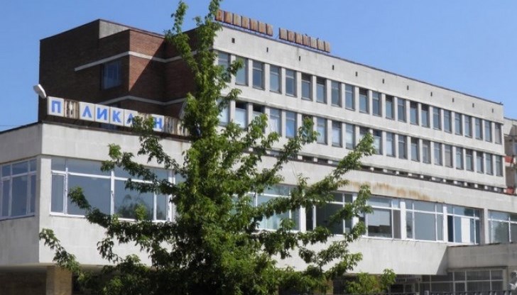 Вчера 16 медицински сестри и санитари от болницата в Дулово отказаха да работят със заразени с коронавирус