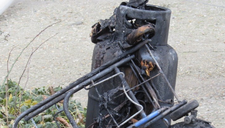 Според пожарникарите става въпрос за техническа неизправност на бутилката Според пожарникарите става въпрос за техническа неизправност на бутилката