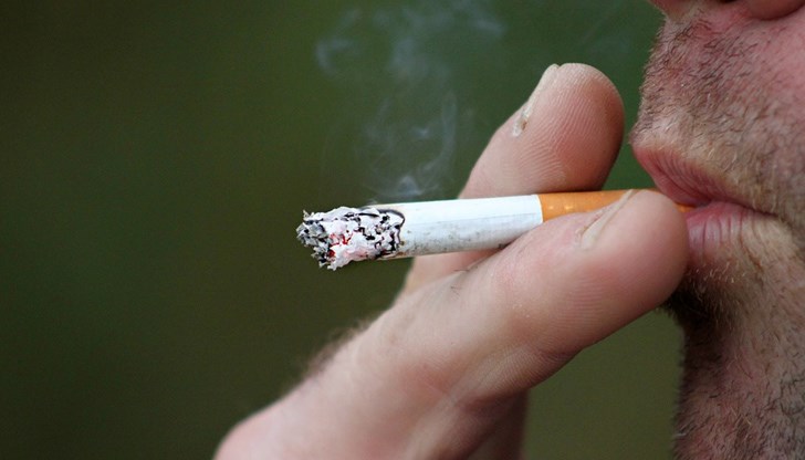 Галисия забрани тютюнопушенето на публични места заради опасения, че увеличава риска от предаване на коронавирус