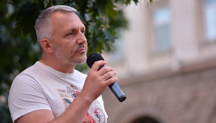 Протестът показа уродливото лице на корупцията в образа на Борисов. Всички видяха не само, че царят е гол, но че дори не е цар, заяви адвокатът