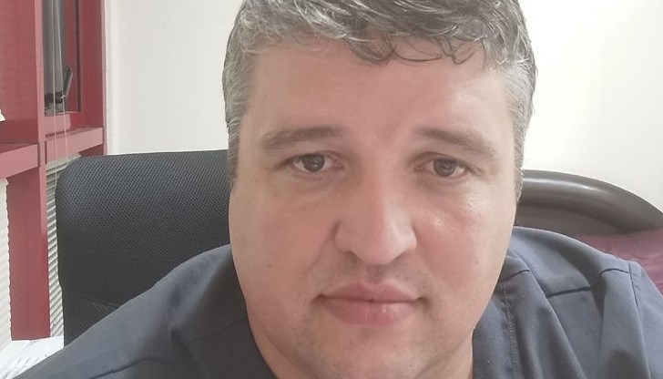Д-р Емил Вакльов изгуби битката с коварната болест, но с достойнство изпълняваше своя професионален и морален дълг