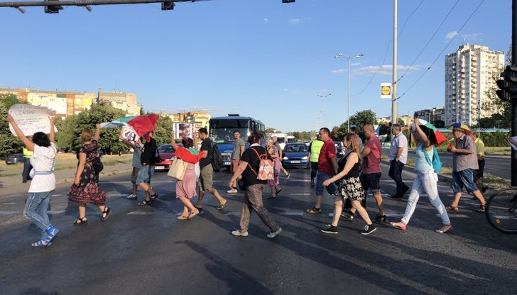 Началото му е в 18:30 часа Началото му е в 18:30 часа