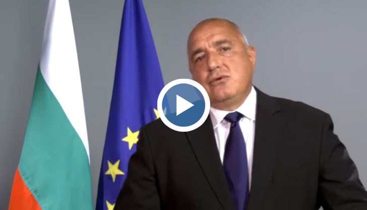 Премиерът иска промяна на Конституцията и намаляване броя на депутатите