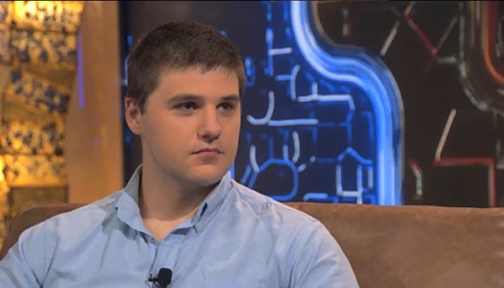 Марчев уточни обаче, че случаят с него не бива да поставя общо клеймо върху българската полиция като цяло