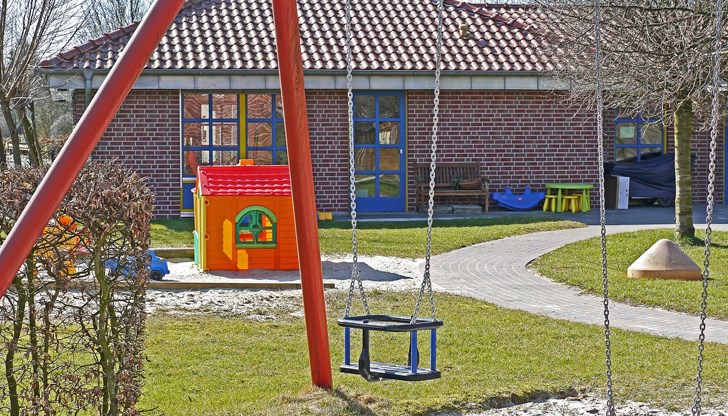 Според действащите сега изисквания детските заведения могат да се изграждат само като самостоятелни сгради в обособени за целта поземлени имоти
