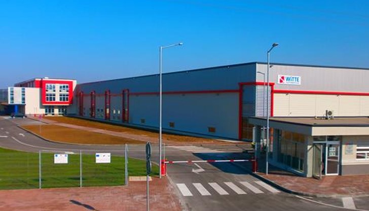 Заводът заработи през 2009 година в Русе и един от най-големите работодатели в региона