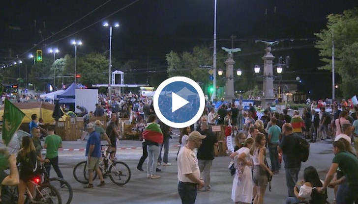 Недоволните са убедени, че ще постигнат исканията си – оставка на кабинета, Гешев и въвеждане на електронно гласуване