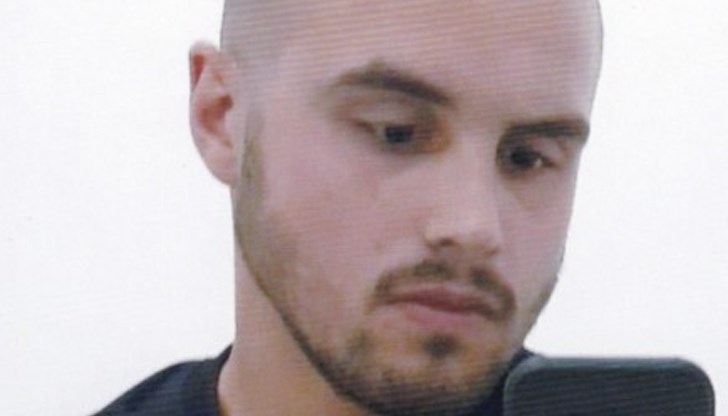 За последно младежът е забелязан на 27 август, около 12. 00 ч., в района на Околовръстен път, в близост до отбивката да Драгалевци в София