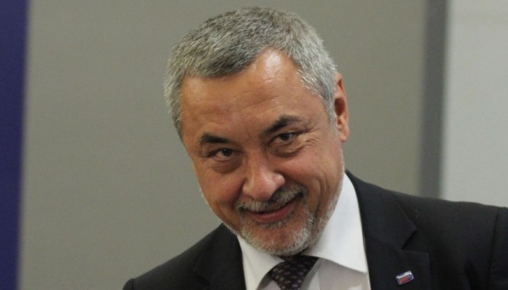 Валери Симеонов се изказа в защита на Дани Кирилов