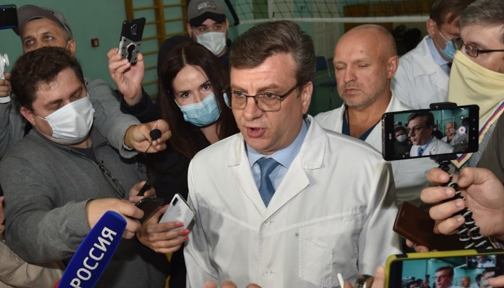 "Немският екип вярва, че Навални може да бъде транспортиран, но ние смятаме, че е твърде рано", каза лекарят пред репортери