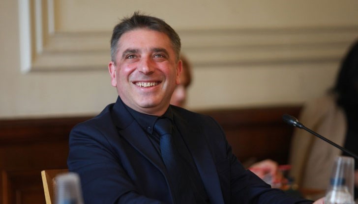 Добре дошли, годината е 2020 г., реалността е българската Добре дошли, годината е 2020 г., реалността е българската