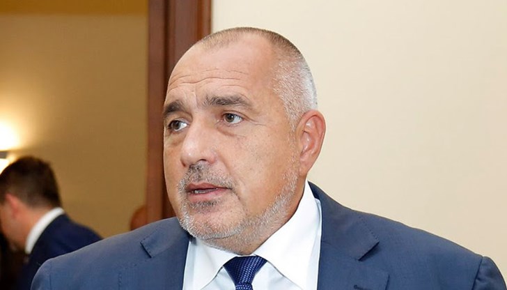 Твърде много скрити интереси се пресичат в управлението на ГЕРБ, за да позволят на премиера да подаде предсрочно оставка Твърде много скрити интереси се пресичат в управлението на ГЕРБ, за да позволят на премиера да подаде предсрочно оставка