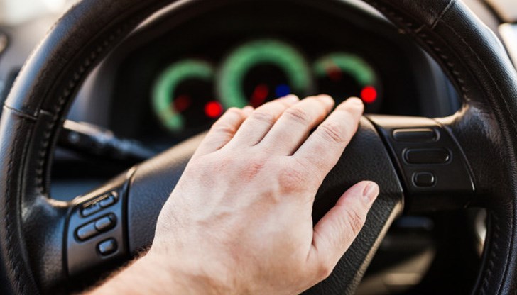 Колата му пък била с чужди табели Колата му пък била с чужди табели