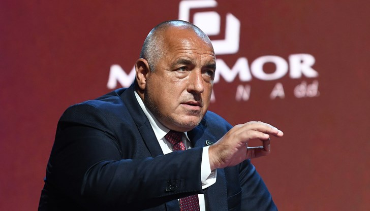 Трите вещици от "Макбет" ли ще пишат Конституция? Трите вещици от "Макбет" ли ще пишат Конституция?