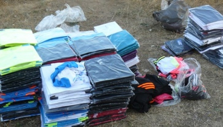 Жената продавала дрехите точно до кметството в Глоджево