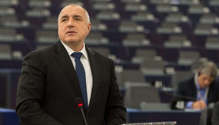 Екатерина Захариева бе изпратена в ЕП да отсрами Борисов и Гешев за корупцията