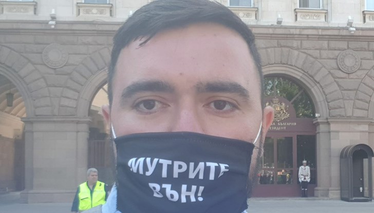 10 причини да дойдете на Великото Народно Въстание 10 причини да дойдете на Великото Народно Въстание