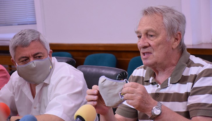 На този етап не може да се каже кога и дали маската ще намери широко приложение в практиката