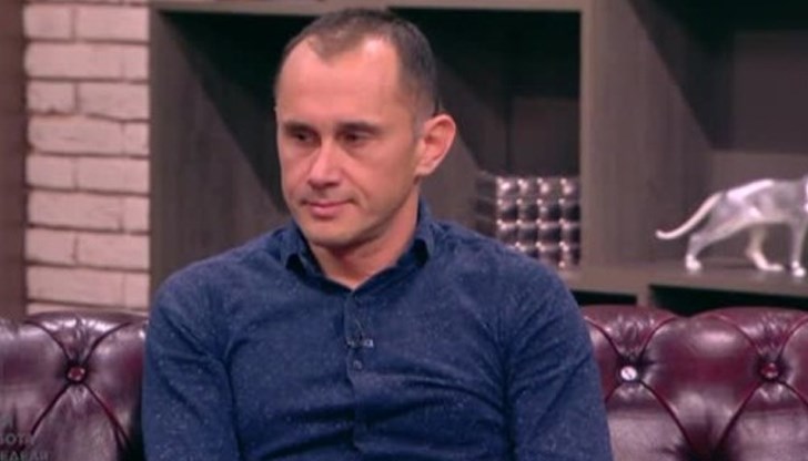 След като узнал, че е сред потърпевшите, бизнесменът започнал да изпитва унижение, срам, безпокойство и притеснение за възможна злоупотреба с личните му данни След като узнал, че е сред потърпевшите, бизнесменът започнал да изпитва унижение, срам, безпокойство и притеснение за възможна злоупотреба с личните му данни