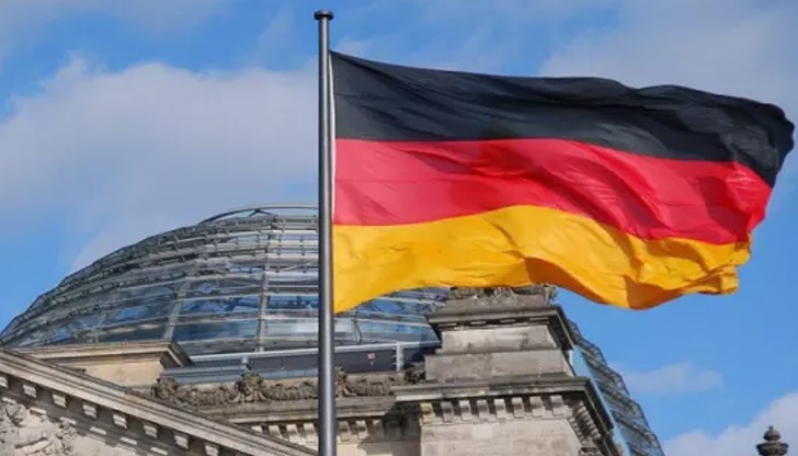 Официалния жизнен минимум в Германия в момента възлиза на 432 евро месечно Официалния жизнен минимум в Германия в момента възлиза на 432 евро месечно