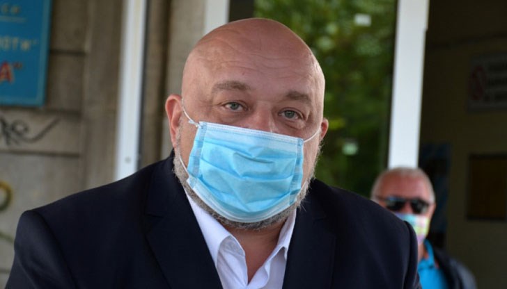 Министърът на спорта ще бъде поставен под домашна карантина Министърът на спорта ще бъде поставен под домашна карантина