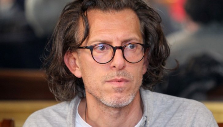 Режисьорът написа отворено писмо до премиера Бойко Борисов Режисьорът написа отворено писмо до премиера Бойко Борисов