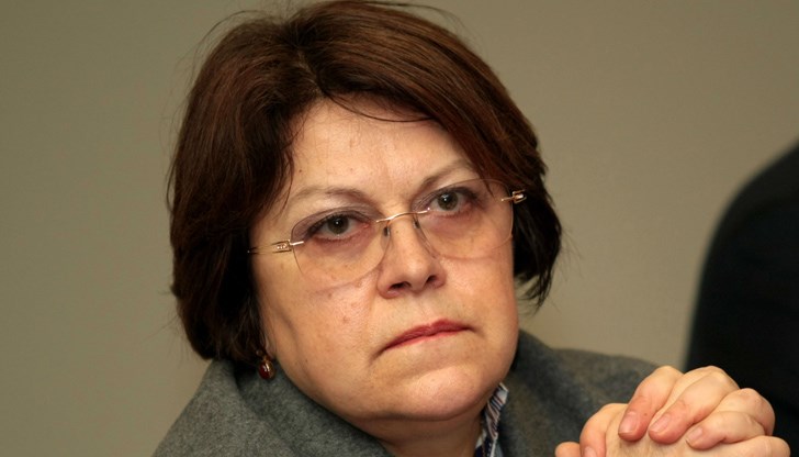 Дончева призова протестиращите да не се отказват от целите си - оставка на правителството на Борисов и на главния прокурор Иван Гешев