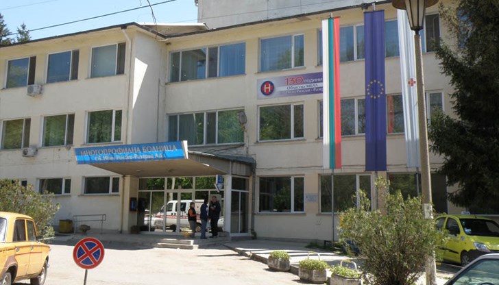 На 8 август тази година Марин нанася побой на родната си майка