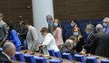ГЕРБ и ДПС напуснаха залата след декларация за 9 септември