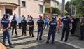 Полиция раздели привърженици и противници на президента в Свищов