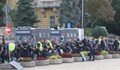 Стотици полицаи са строени в очакване на протеста