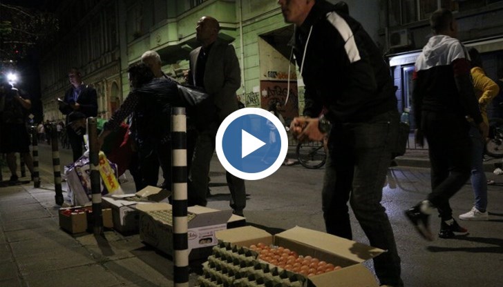 Организаторите от „Отровното трио“ заявиха, че подготвят „изненада“