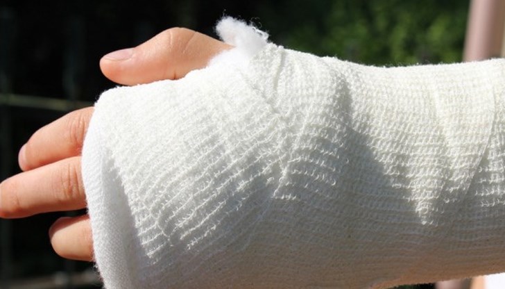 Пострадалият е отказал да отиде в болница, ще се лекува в къщи Пострадалият е отказал да отиде в болница, ще се лекува в къщи