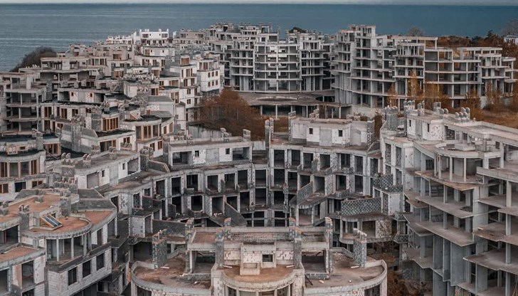 Българското Черноморие е ужасна смес от прах, задръстване и лошо приготвена скъпа храна Българското Черноморие е ужасна смес от прах, задръстване и лошо приготвена скъпа храна