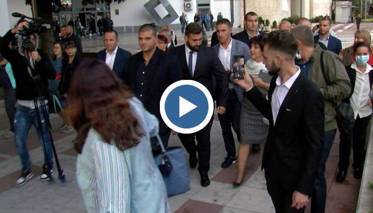 Преди бях острието на ГЕРБ, каза председателят на НС по повод речта си за метрото и магистралите на Борисов