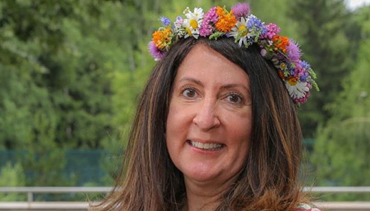 "Честит Ден на независимостта, България! Днес празнуваме заедно с вас", написаха от посолството на САЩ у нас