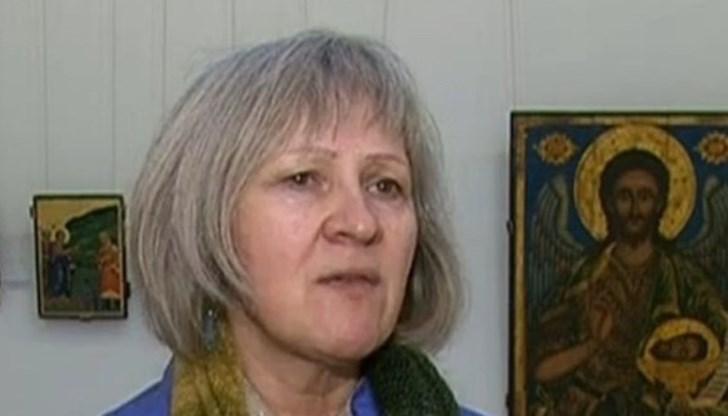 Елена Великова: "Кризисната ситуация, колкото и абсурдно да звучи, е много интересна за визуализация. Тя помага да разберем как се променя психологията на обществото"