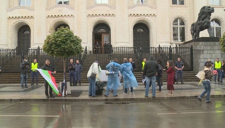 Евгени Иванов е единственият кандидат Евгени Иванов е единственият кандидат