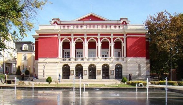 Прослушването ще се проведе на 10 октомври 2020 година, в сградата на операта - Русе; пл. "Св Троица" № 7 от 11.30 часа Прослушването ще се проведе на 10 октомври 2020 година, в сградата на операта - Русе; пл. "Св Троица" № 7 от 11.30 часа