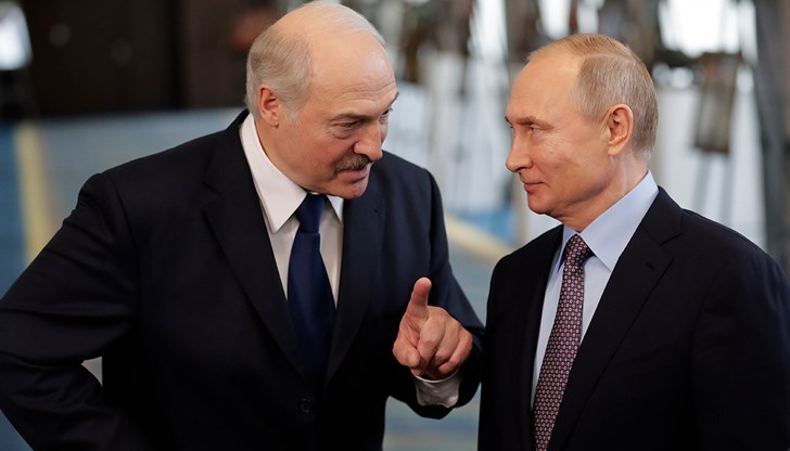 Путин обеща 1,5 милиарда долара на Лукашенко
