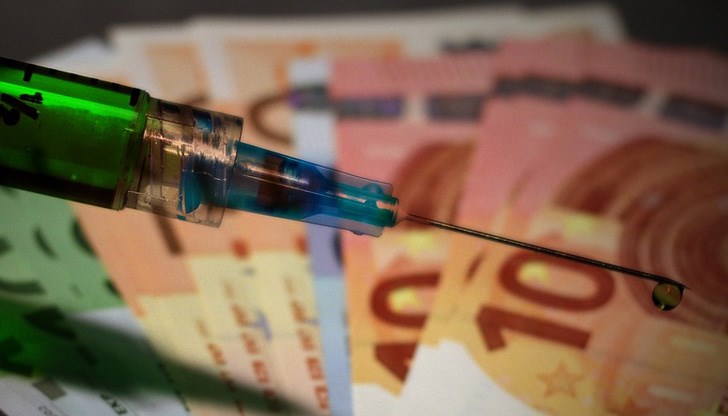 Русия от самото начало на пандемията полага значителни усилия, за да поеме лидерството в борбата срещу коронавирусната инфекция