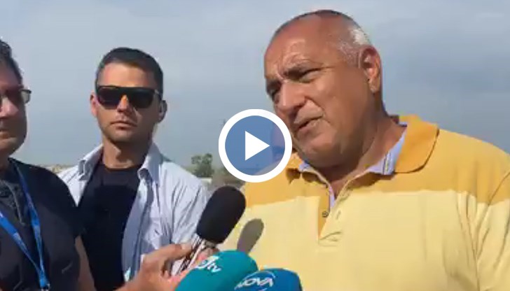Борисов обяснява пред журналистите колко е чист и невинен и колко черен е Румен Радев и неговите подопечни