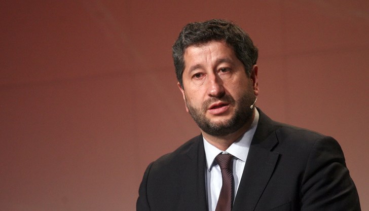 В “приватизираната” държава, собственост на Борисов и Сараите, няма място за силен частен бизнес и за свободни предприемачи В “приватизираната” държава, собственост на Борисов и Сараите, няма място за силен частен бизнес и за свободни предприемачи