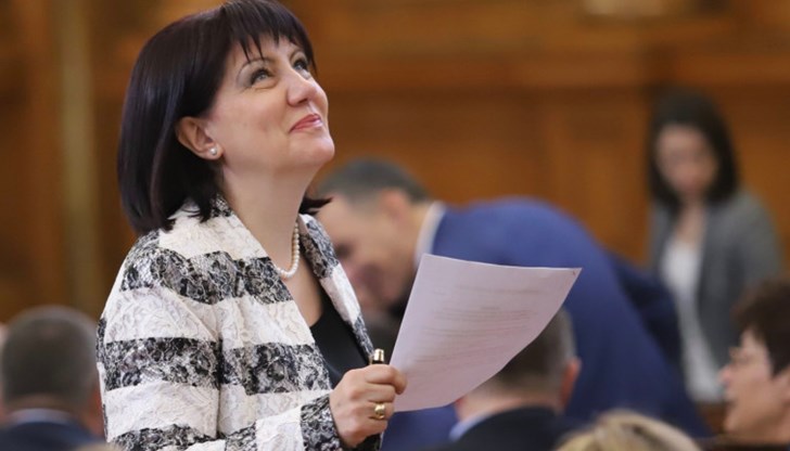 Работата ни е да си гледаме нашата работа и да сме близо до хората, обобщи председателят на НС